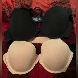 Nwot GapBody Bras 38C